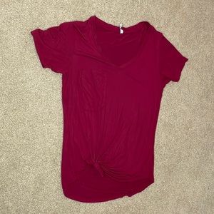 really good condition! like brand new! it’s a z-supply twist front top
